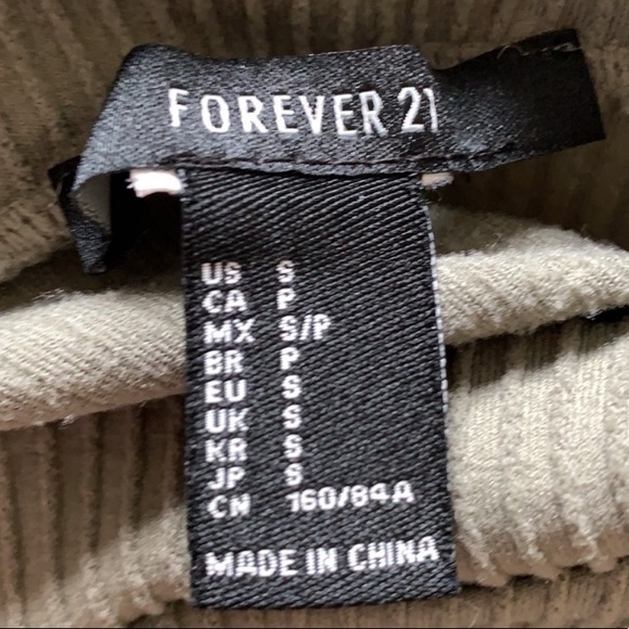 Forever 21 Mock Neck Top - Picture 4 of 4